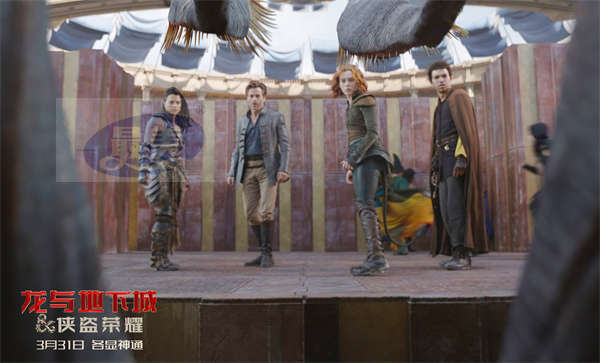 《龙与地下城：侠盗荣耀》废柴侠盗逆袭救世 爆笑刺激收获超高口碑