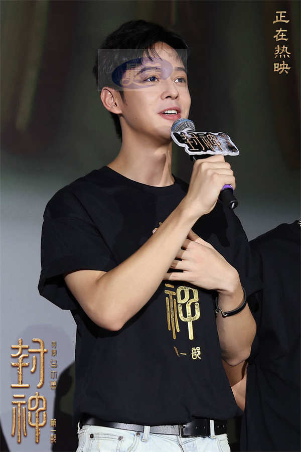 电影《封神第一部》全国巡回礼呼和浩特站 中国神话史诗再获观众盛赞