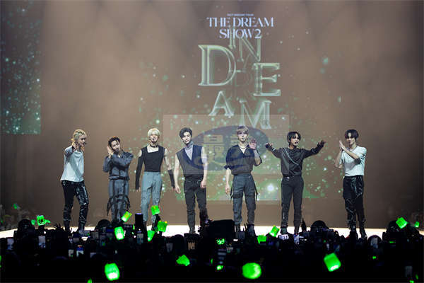 NCT DREAM举办首次欧洲巡演，以伦敦公演拉开帷幕！ 活力舞台吸引当地观众，获得爆发性欢呼！