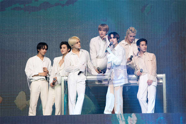 NCT DREAM举办首次欧洲巡演，以伦敦公演拉开帷幕！ 活力舞台吸引当地观众，获得爆发性欢呼！