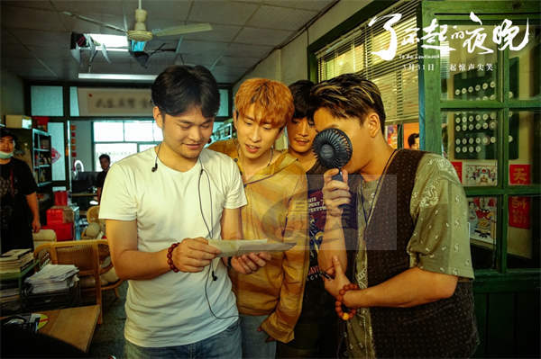 梁龙万妮达首度合作  《了不起的夜晚》推广曲摇滚说唱混搭