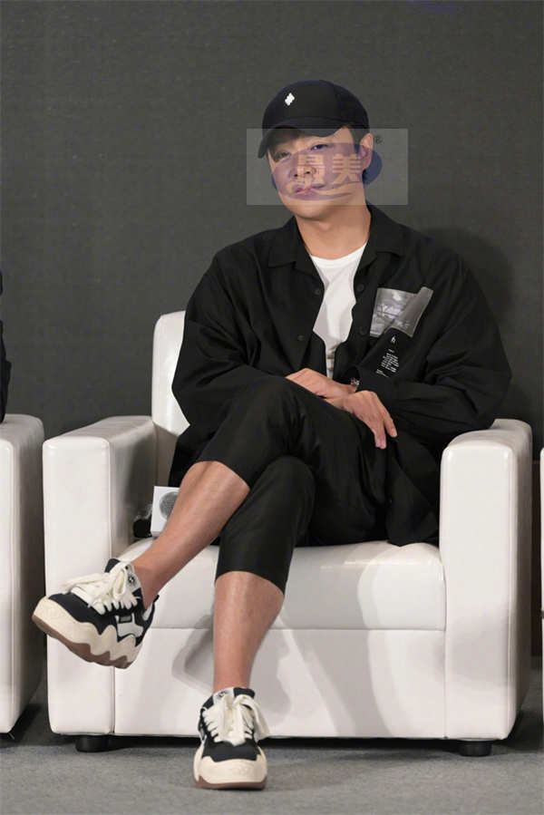 陈思诚出席谢晋百年活动缅怀恩师 扶持青年导演传承中国影人精神