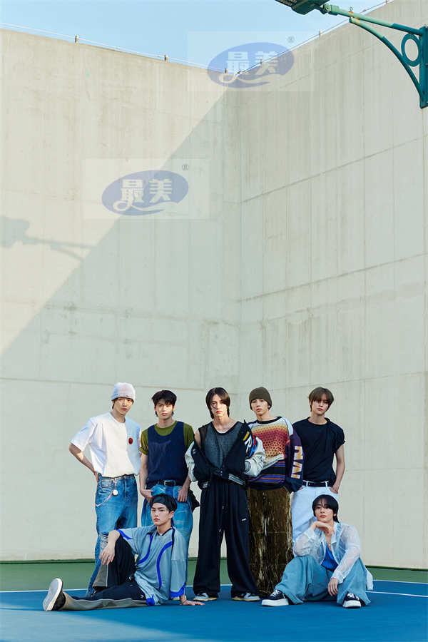 SM娱乐新男团RIIZE将于今天下午5点公开Prologue单曲《Memories》与MV，引发期待