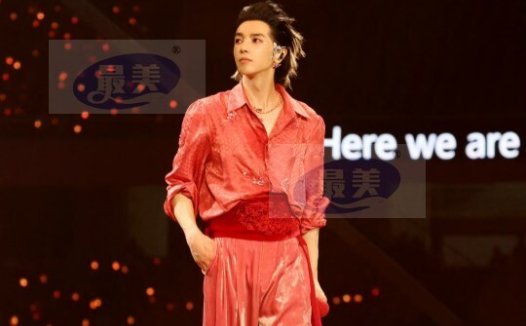 2024华晨宇火星演唱会南昌站双场火热唱响 开启四面台极致国风音乐盛宴