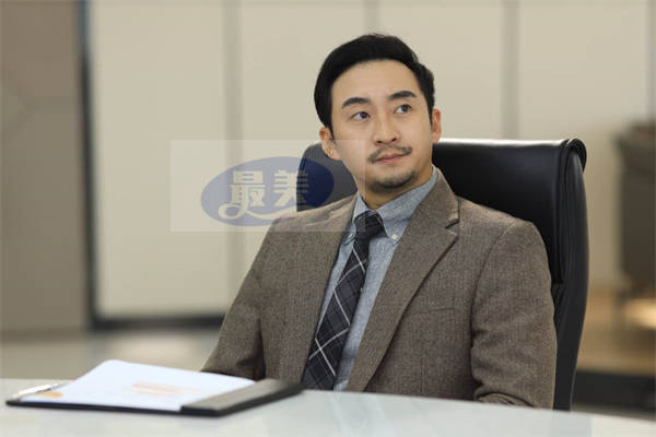 《了不起的甄高贵》杀青，唐鑫杨宇鑫苏琪演绎多面职场人