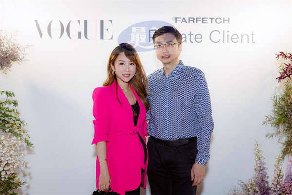 艺术与时尚的跨界盛宴 明星李念气质亮眼