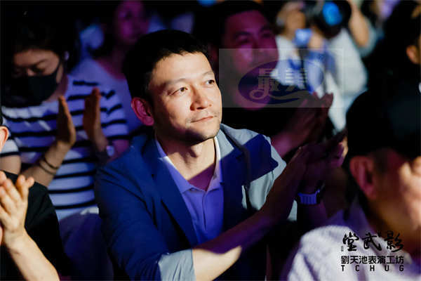 吴京刘天池联手打造“影武者” 创新教学动作表演包容兼收