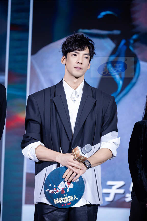 电影《拯救嫌疑人》亮相金鸡影展 人性与情感极致冲撞引爆观众口碑