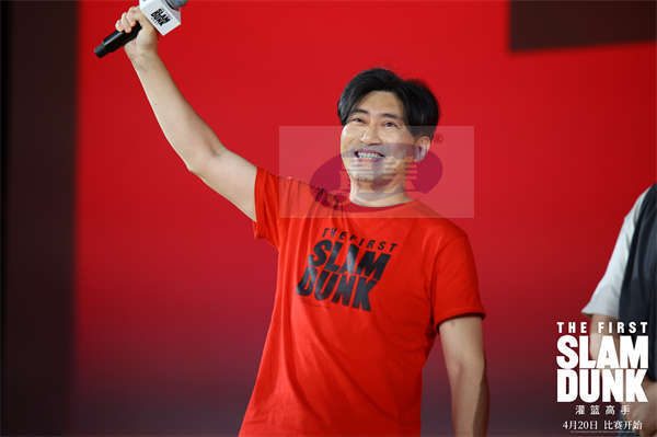 电影《灌篮高手》首映礼口碑爆了热度炸了 两代配音演员同台“青春圆满了”