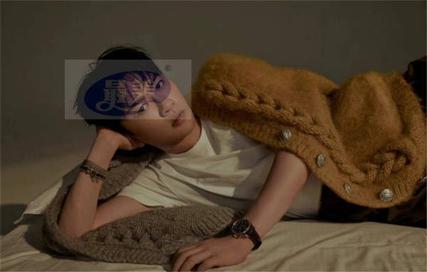 苏有朋持续解锁新代言 2022商业价值飙升表现力获认可